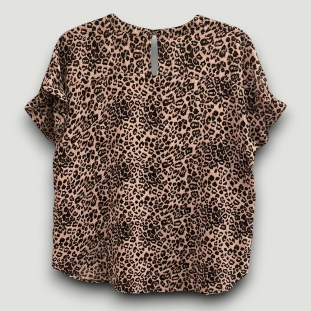 Buffalo David Bitton Blouse Womens M Tan Black Leopard Print Chic Safaricore - Picture 5 of 7